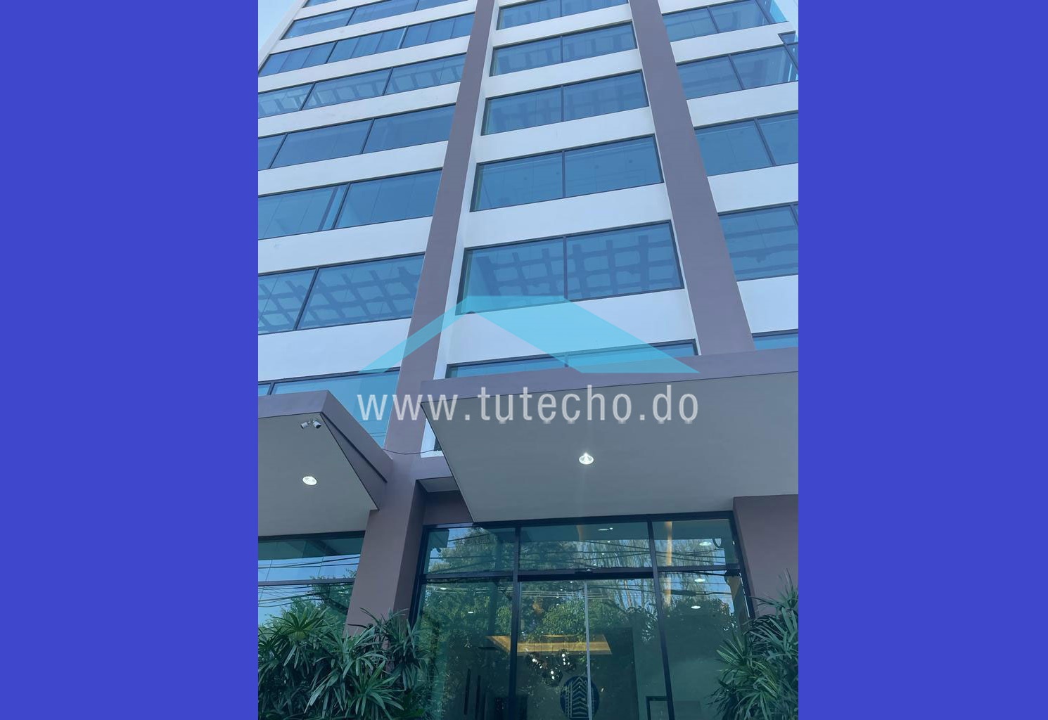 ALQUILO LOCAL DE 48mts. EN TORRE – MIRADOR SUR